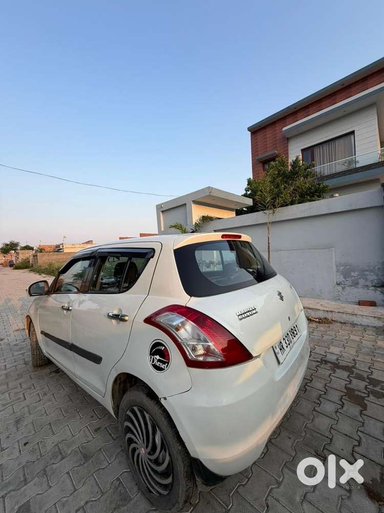 Maruti Suzuki Swift 2016 Diesel 900000 Km Driven