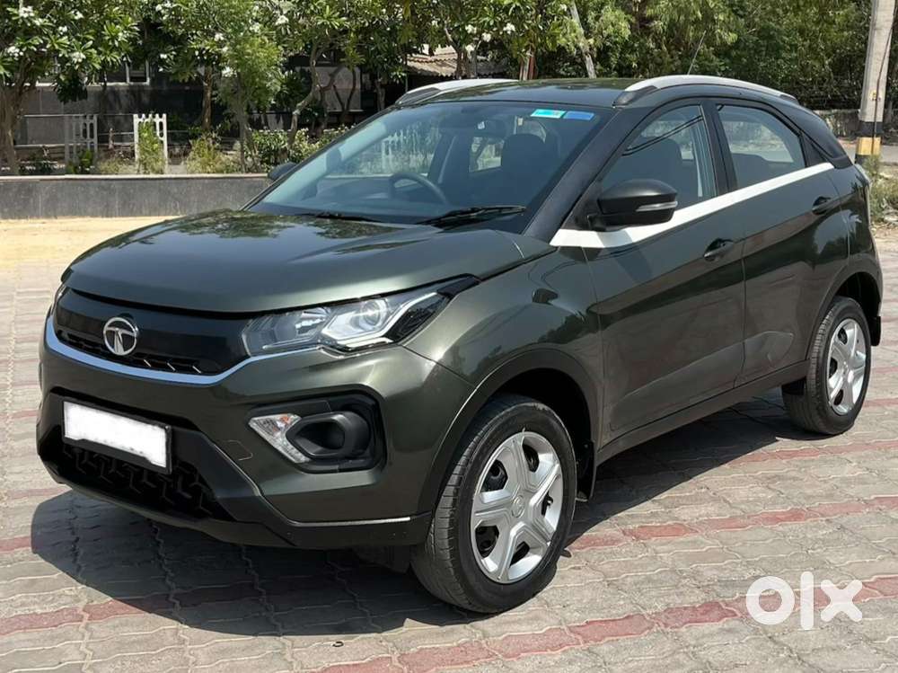 Tata Nexon 1.2 Revotron Xma Amt, 2023, Petrol