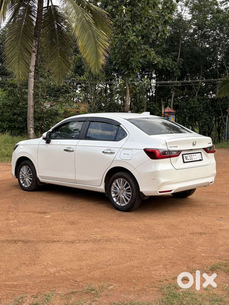 Honda Amaze 2nd Gen Vx, 2025, Petrol