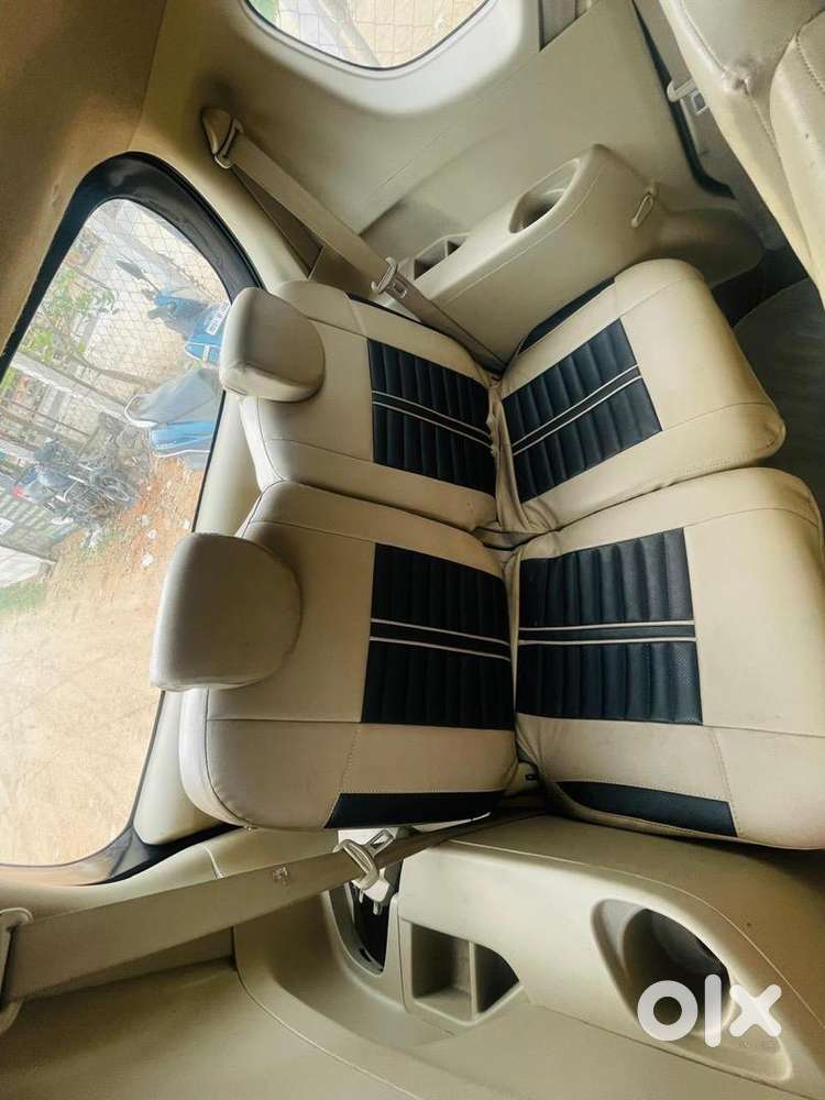 Maruti Suzuki Ertiga 2016