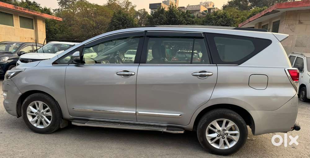 Toyota Innova Crysta [2020-ongoing] 2.4 Vx 8 Str, 2020, Diesel
