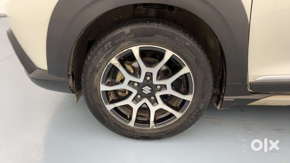 Maruti Suzuki Xl6 1.5 Alpha At, 2022, Petrol