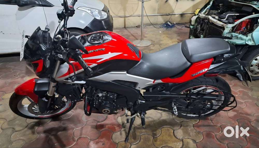Bajaj Pulsar Dominar 250 2nd Hand Bajaj Dominar 250 First Owner