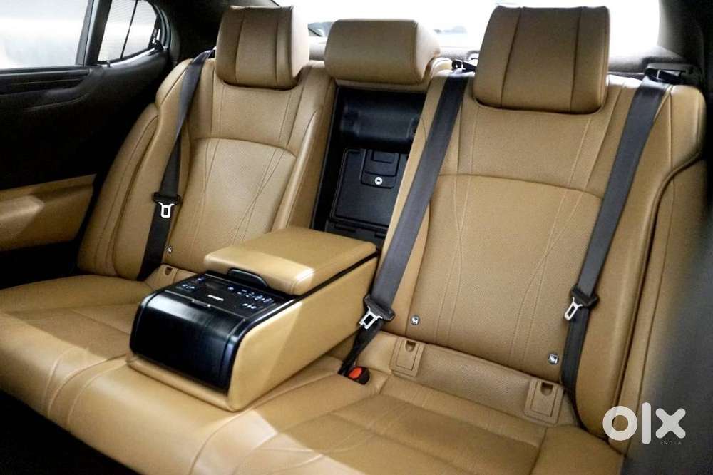 Lexus Es 300h, 2019, Petrol