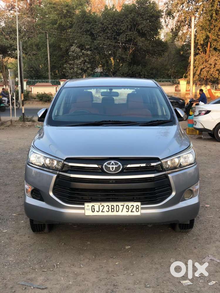 Toyota Innova Crysta 2.4 G Mt 8s, 2016, Diesel