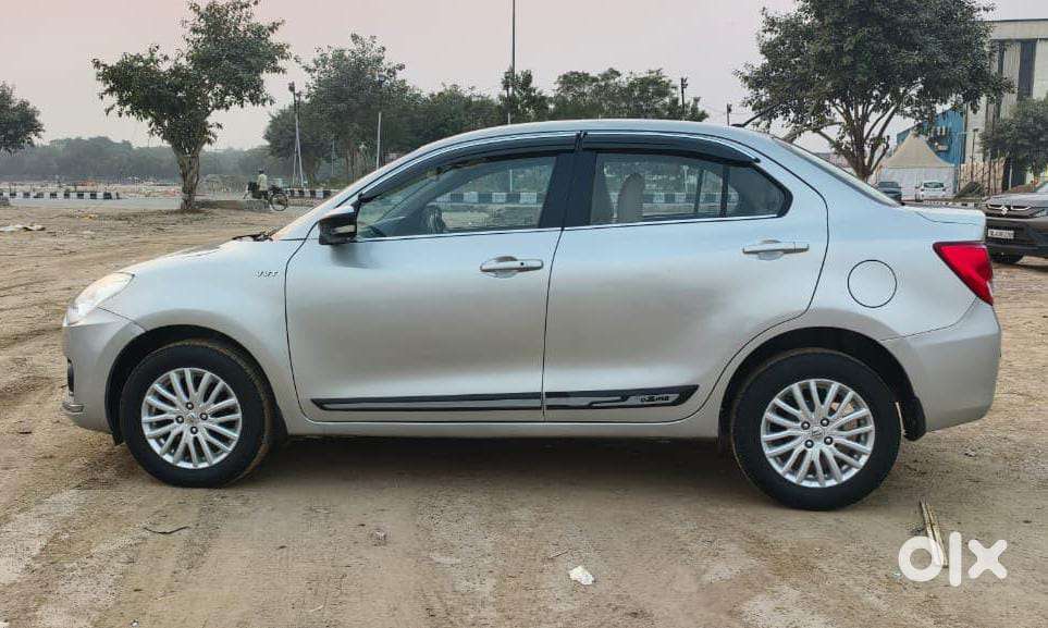 Maruti Suzuki Dzire 1.2 Zxi Amt, 2018, Petrol
