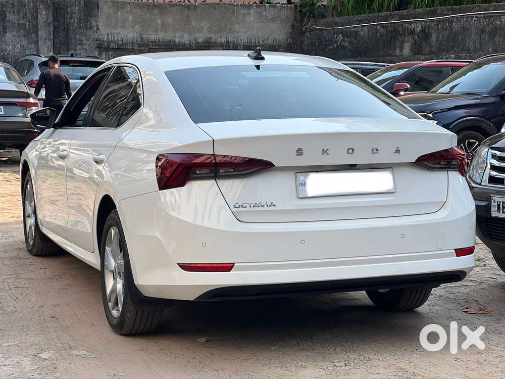 Skoda Octavia 2.0 Style Tsi At, 2022, Petrol
