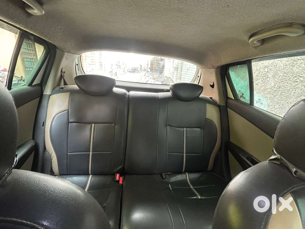 Hyundai I20 Sportz Petrol 2011