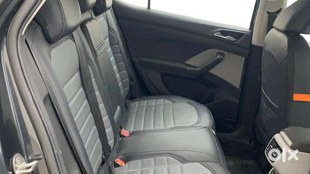 Skoda Kushaq 1.0 Tsi Ambition At, 2022, Petrol