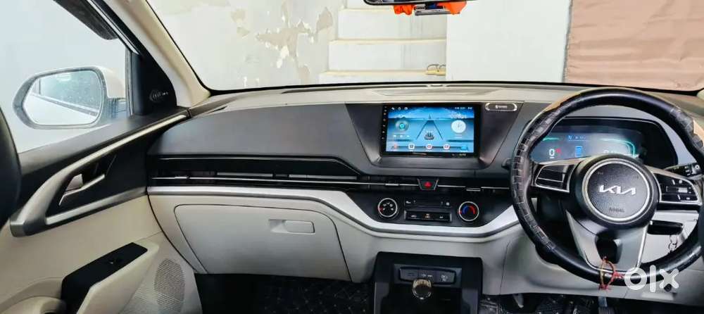 Kia Carens Diesel 23 Diesel Automatic 7 Str