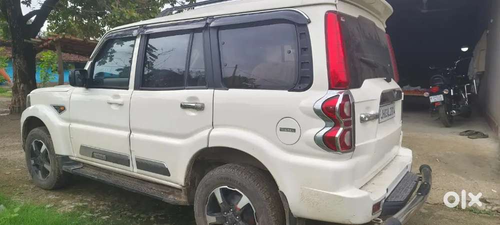 Mahindra Scorpio Classic 2015