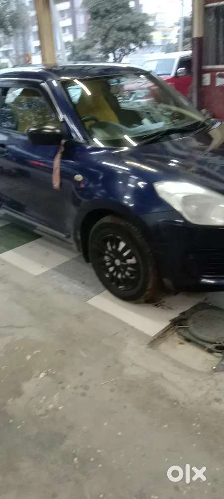 Maruti Suzuki New-gen Swift 2018 Petrol 42000 Km Driven