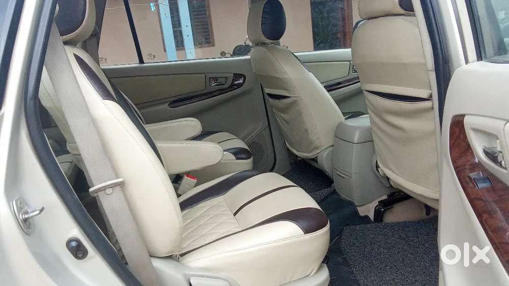 Toyota Innova Diesel 2013 Manual 7 Seats