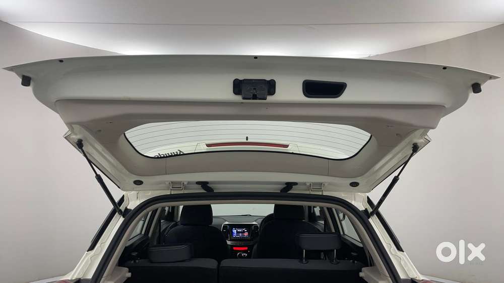 Mahindra Xuv300 W8 Amt Optional Diesel, 2022, Petrol