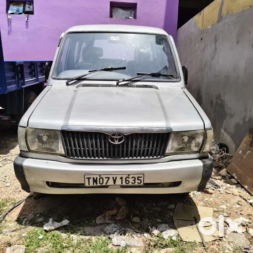Toyota Qualis 2000 Diesel Well Maintained