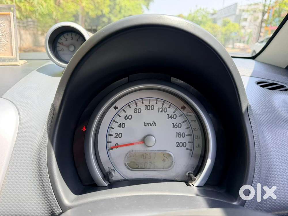 Maruti Suzuki Ritz Vxi, 2014, Petrol