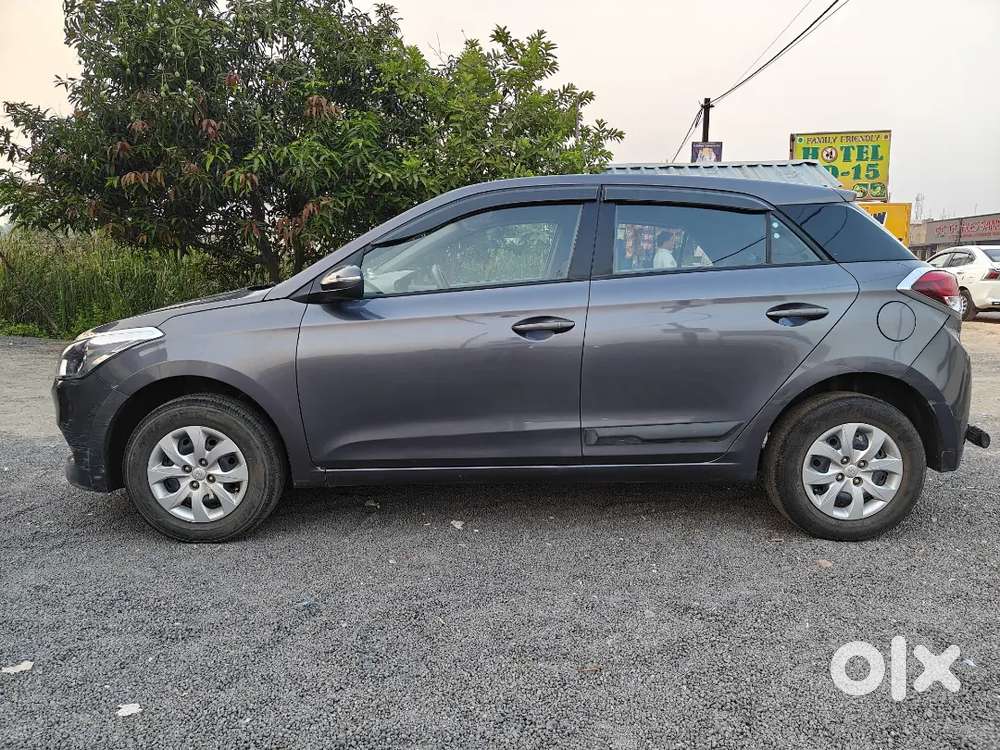 Hyundai Elite I20 2018 Petrol 30000 Km Driven
