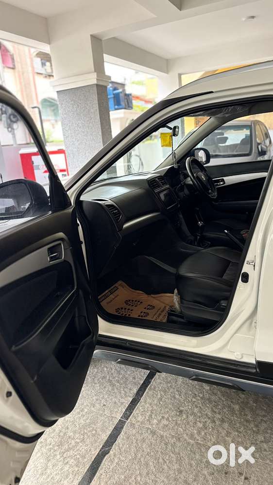Maruti Vitara Brezza Zxi 2021 First Owner On Showroom Track
