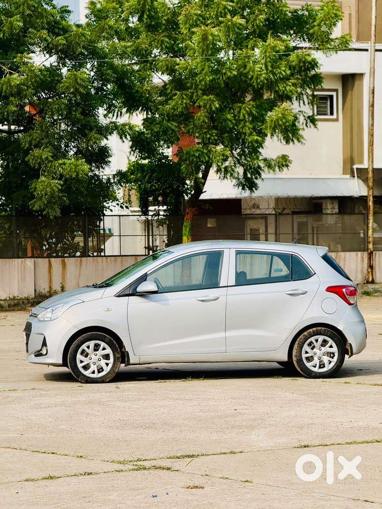 Hyundai Grand I10 Sportz Cng, 2017, Cng & Hybrids
