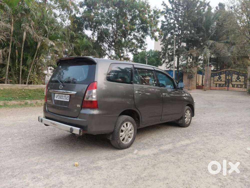 Toyota Innova 2.5 V 7 Str, 2009, Diesel