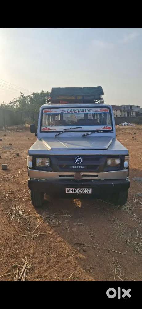 Force Motors Force One 2003