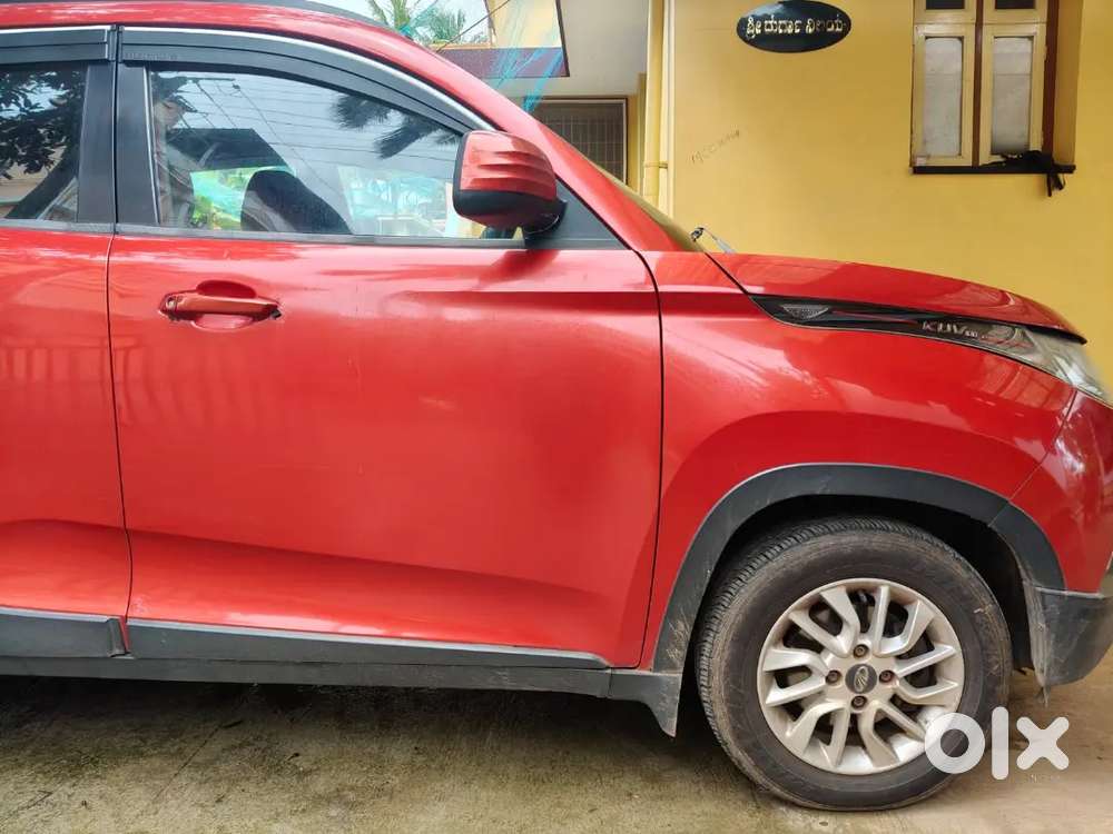 Yellow Board (cab) Mahindra Kuv 100 Diesel 2017