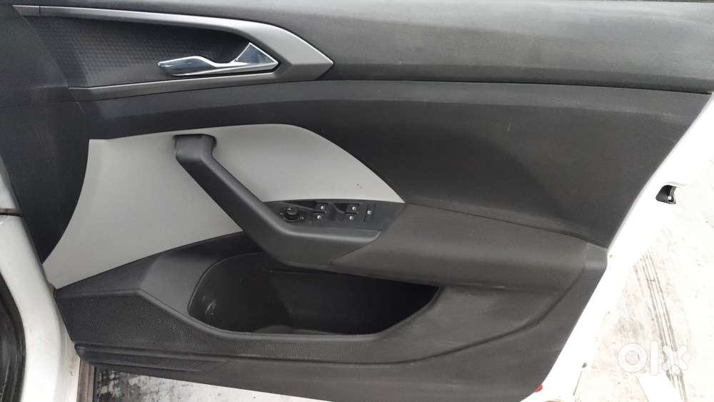Skoda Kushaq 1.0 Ambition Classic Tsi At, 2021, Petrol