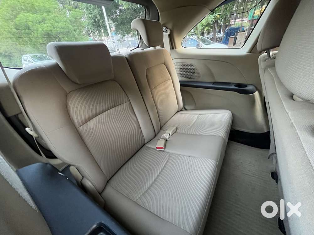 Honda Mobilio 1.5 V I- Dtec Celebration Edition, 2016, Diesel