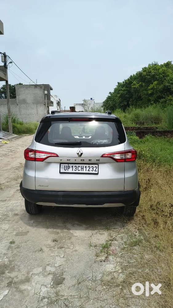 Renault Triber 1.0 Rxz 2024 Dual Tone