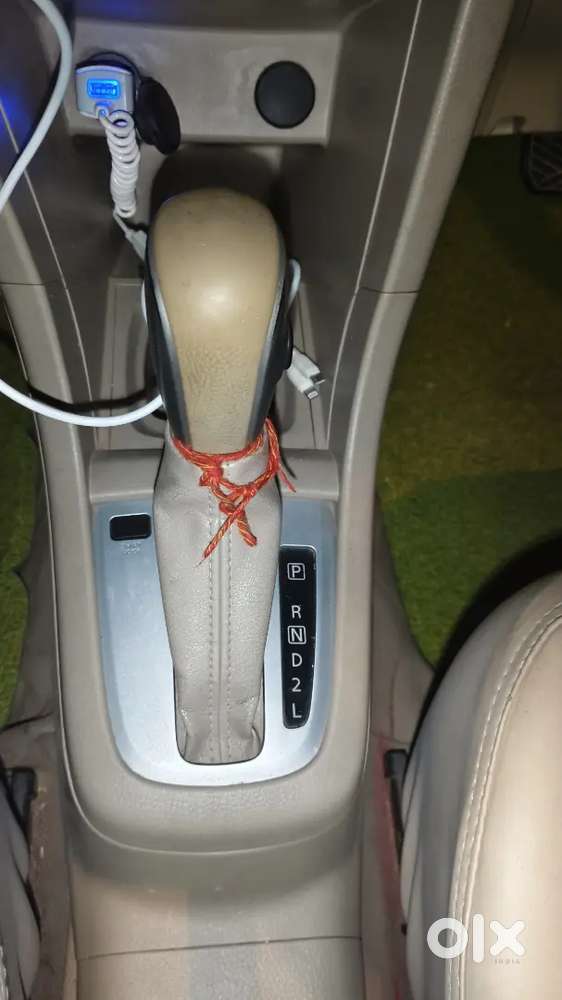 Maruti Suzuki Swift Dzire Petrol 71000 Km Driven