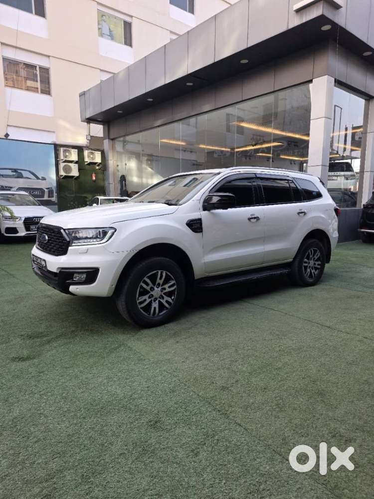 Ford Endeavour 3.2 Titanium At 4x4, 2017, Diesel