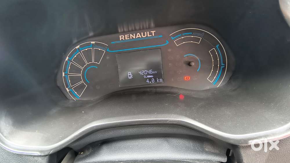 Renault Triber Rxz, 2020, Petrol