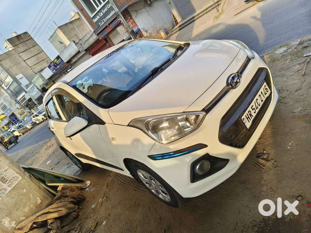 Hyundai Grand I10 1.2 Crdi Sportz, 2015, Petrol