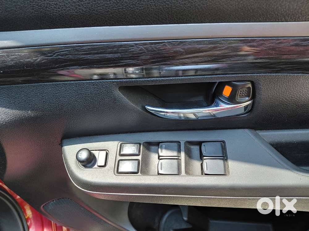 Maruti Suzuki Xl6 1.5 Alpha At, 2024, Petrol