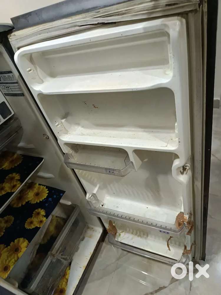 Whirlpool fridge single door