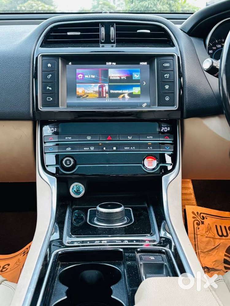 Jaguar Xe Prestige, 2018, Diesel