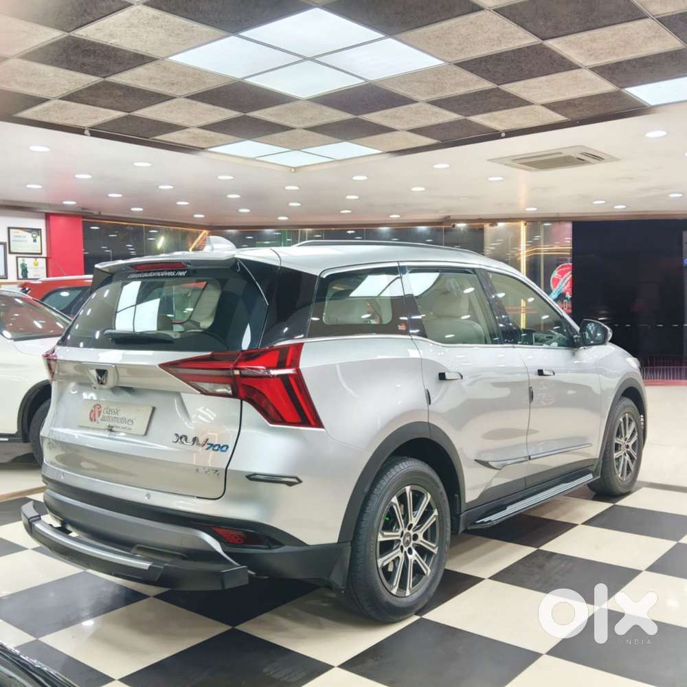 Mahindra XUV700 2.0 AX 7 Petrol AT Luxury Pack Str, 2023, Petrol