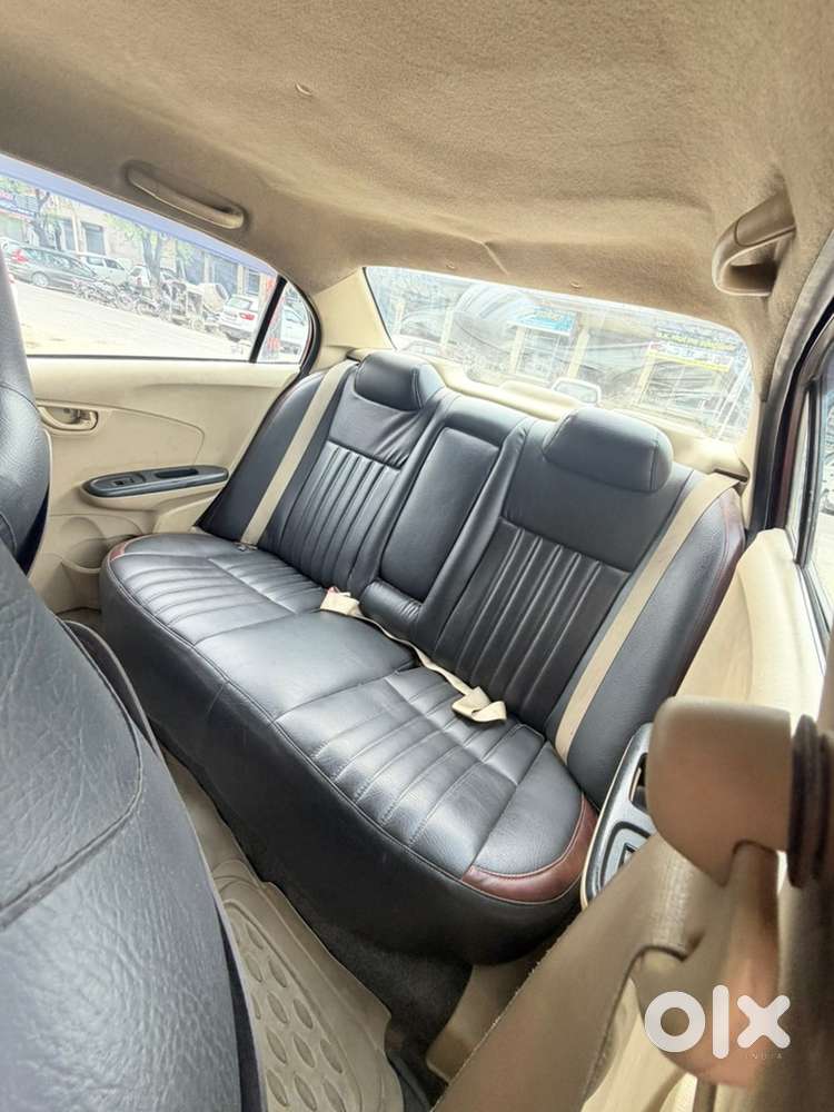 Honda Amaze Petrol 2015