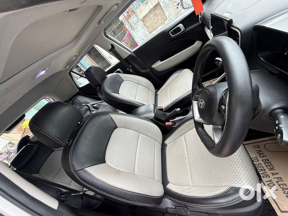 Hyundai Venue Petrol 2023