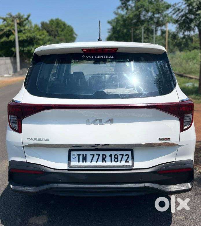Kia Carens, 2022, Petrol
