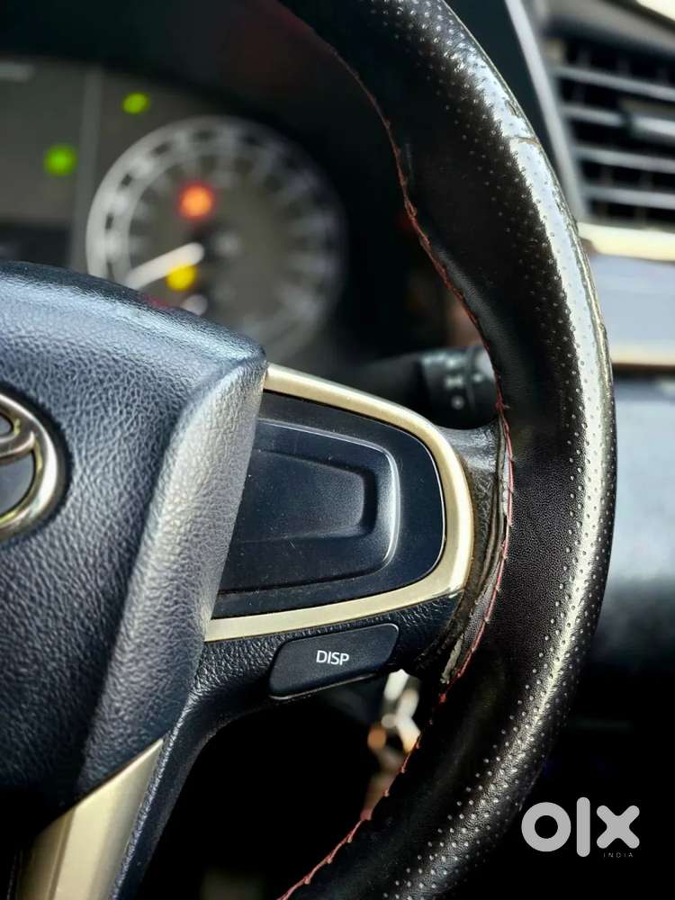 Toyota Innova Crysta [2020-ongoing] 2.4 Gx 7 Str, 2023, Diesel