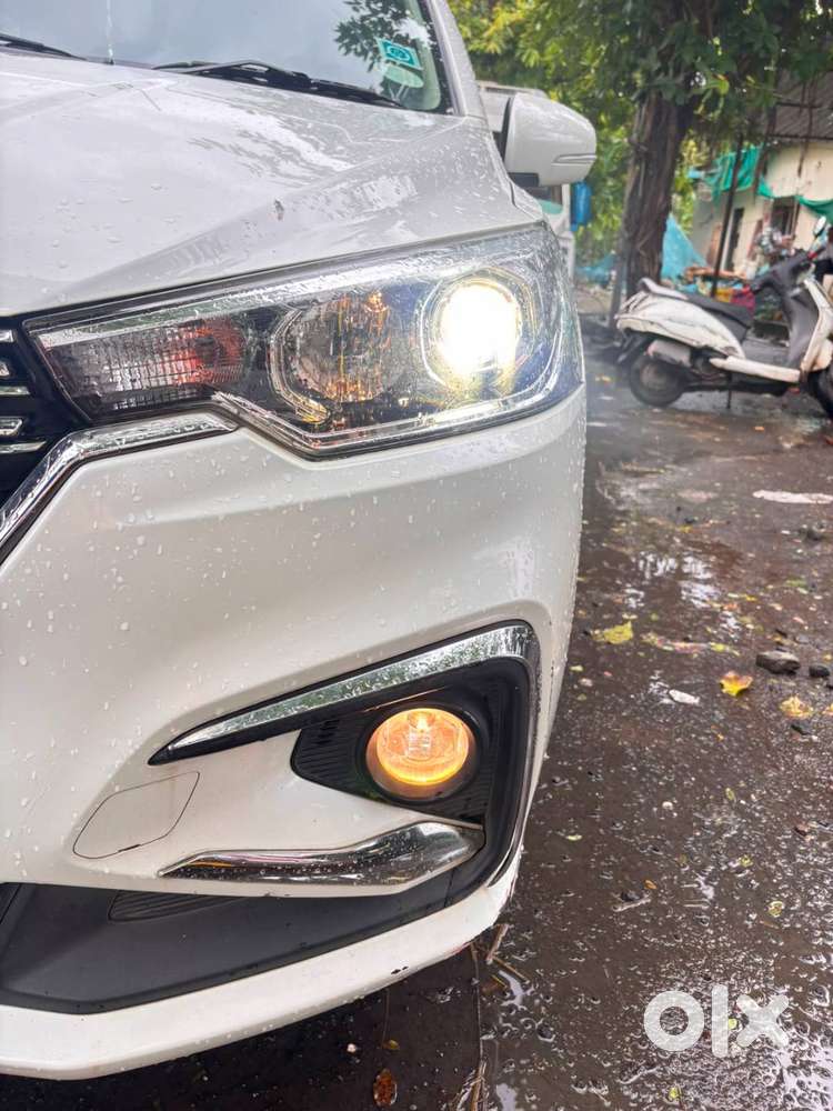 Maruti Suzuki Ertiga Zxi Plus (smart Hybrid) &ndash; Just 29,000 Km  Excell
