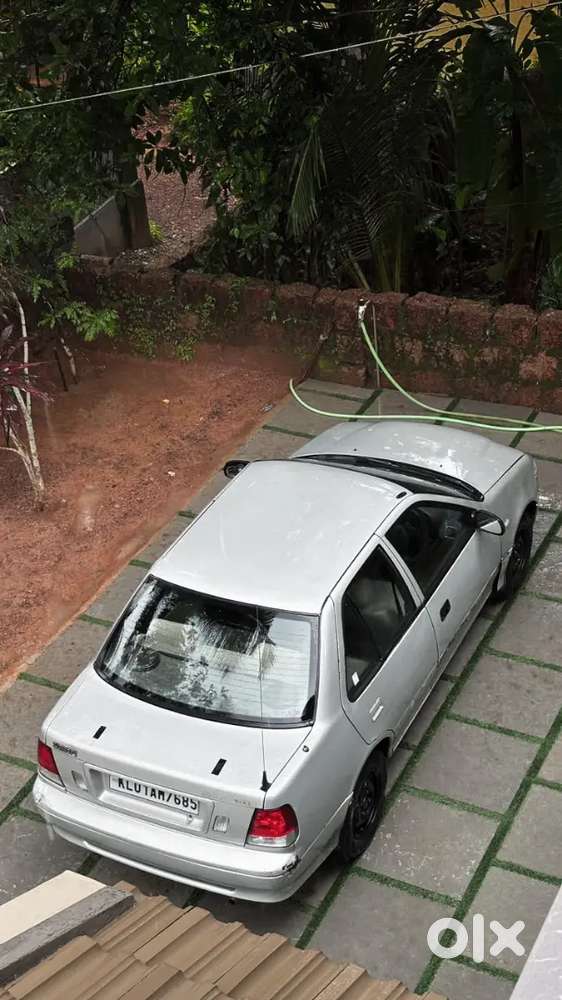 Esteem Maruti Suzuki Vxi 2006