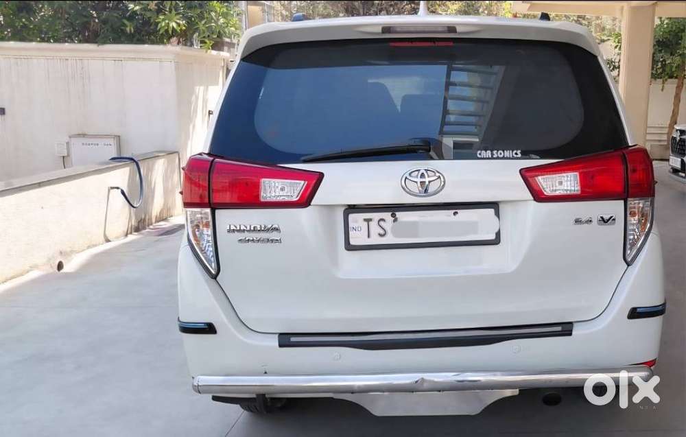 Toyota Innova Crysta 2.4 V 8 Str, 2019, Diesel