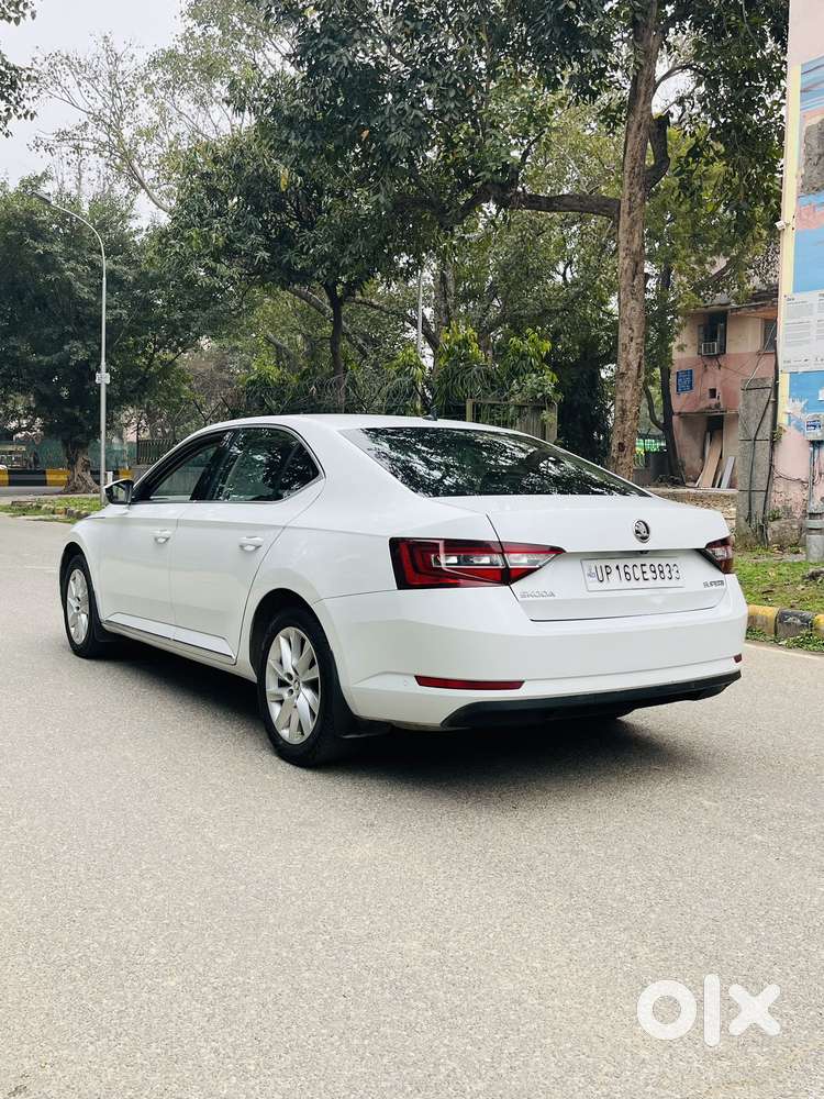Skoda Superb L&k 2.0 Tdi At, 2019, Diesel