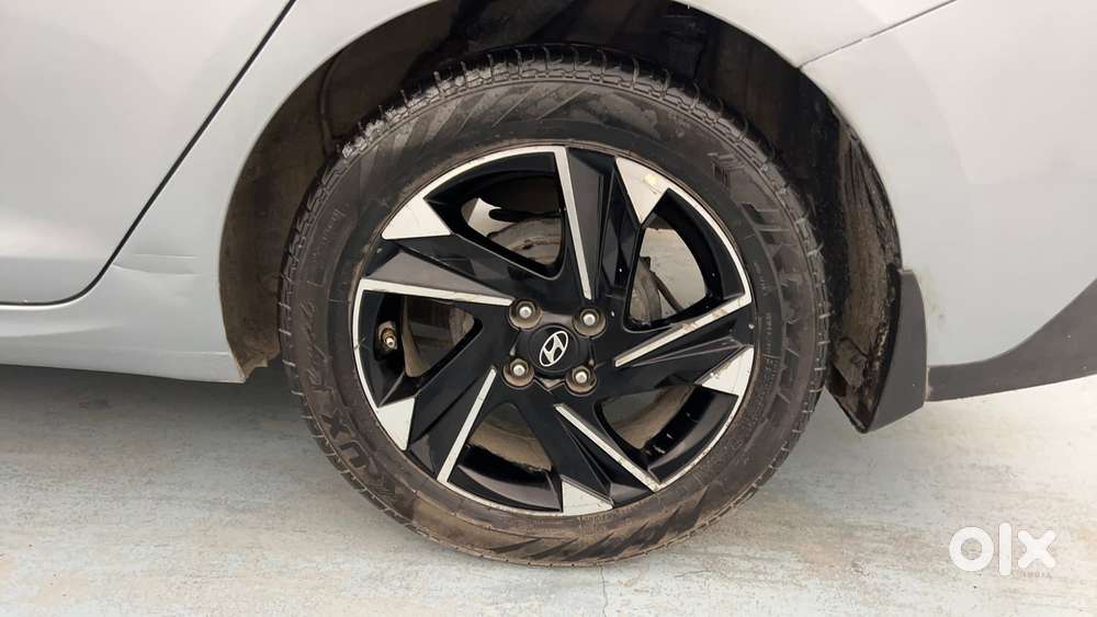 Hyundai Verna 1.5 Mpi Mt Sx (o), 2020, Cng & Hybrids