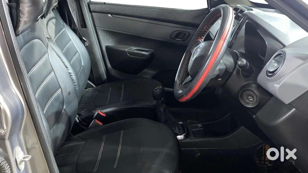 Renault Kwid 2015-2019 1.0 Rxt (o), 2018, Petrol