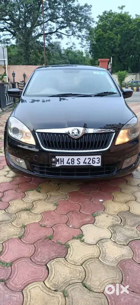 Skoda Rapid 2014 Diesel Well Maintained..all New Tyres Smooth Engine..