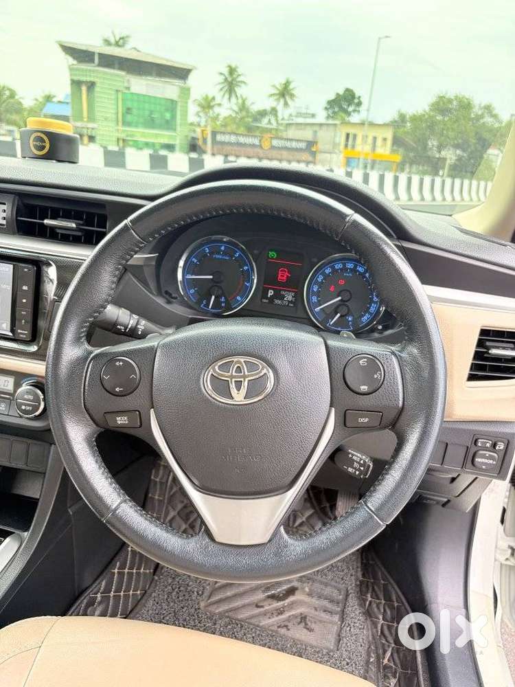 Toyota Corolla Altis Vl, 2014, Petrol
