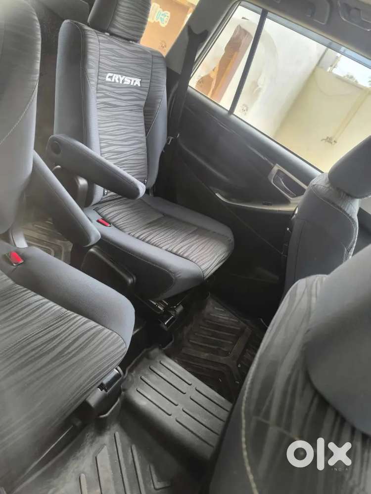 Toyota Innova Crysta 2022 Diesel 45000 Km Driven